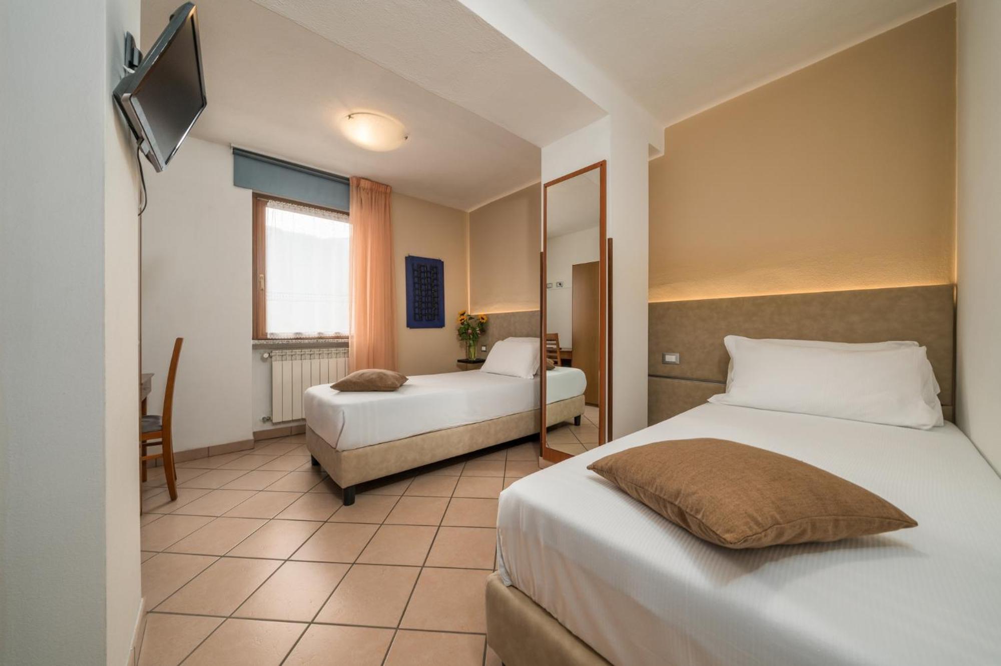 Hotel Oasi Verde Bienno Dış mekan fotoğraf